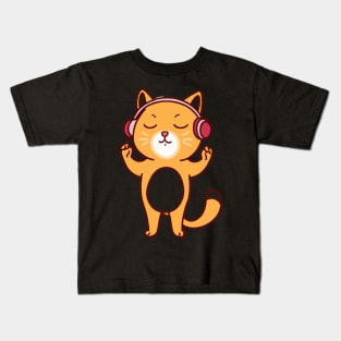 Music loving cat Kids T-Shirt